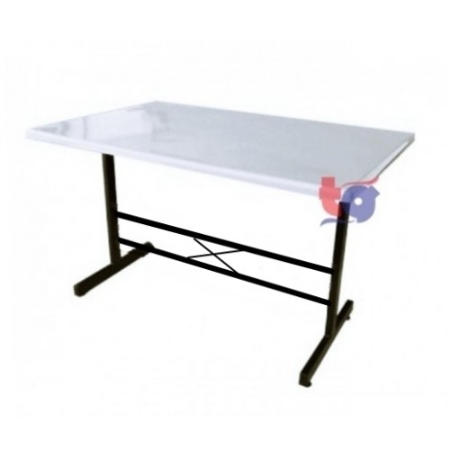 FIBER GLASS TABLE ( 2.5FT x 3.5FT / 2.5FT x 4FT )